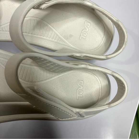 Teva white Hurricane Drift sandals men’s‎ size 11 main image 8